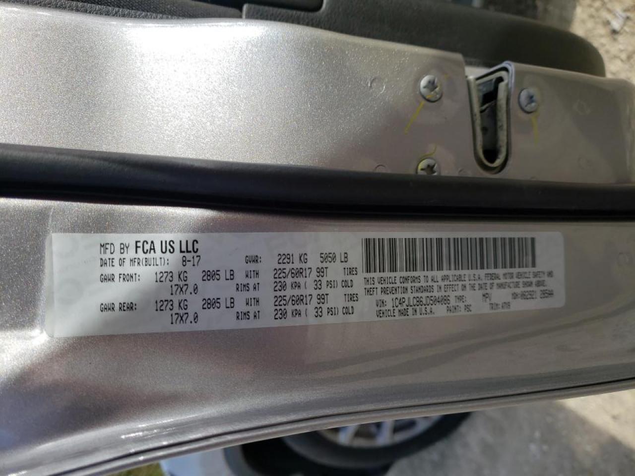 Photo 10 from auction – 2018 JEEP CHEROKEE L with VIN 1C4PJLCB6JD504086