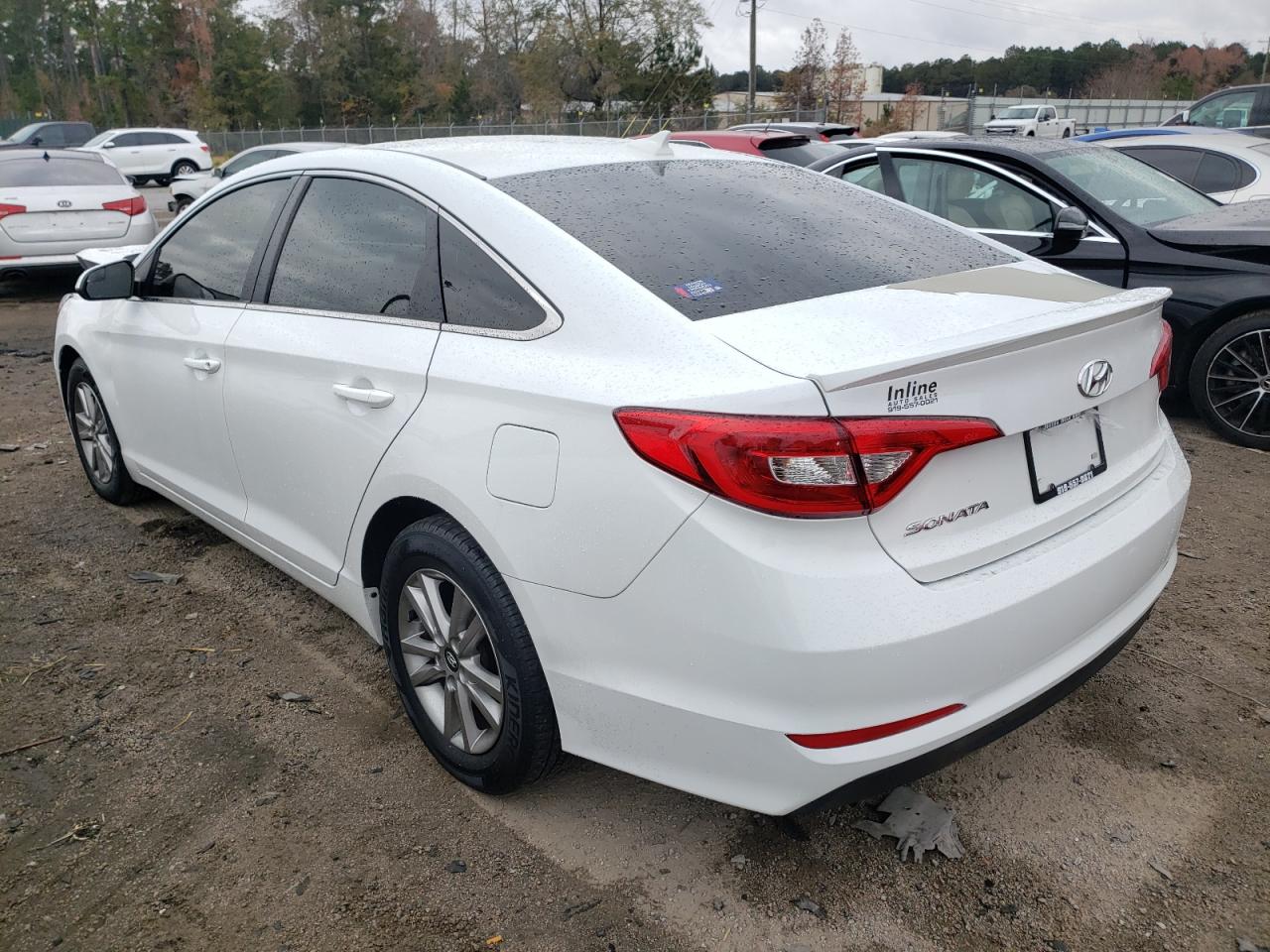 Photo 3 from auction – 2015 HYUNDAI SONATA SE with VIN 5NPE24AF7FH159717