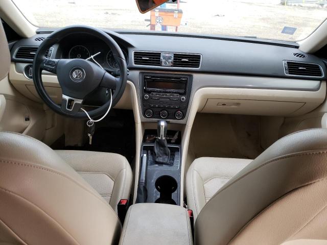 Photo 9 from auction – 2014 VOLKSWAGEN PASSAT S with VIN 1VWAT7A38EC021033