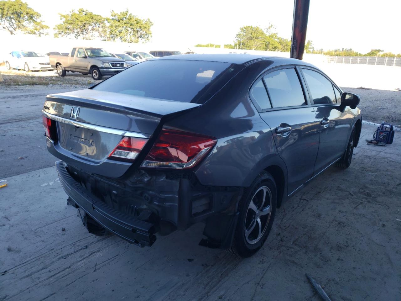 Photo 4 from auction – 2015 HONDA CIVIC SE with VIN 19XFB2F75FE082134