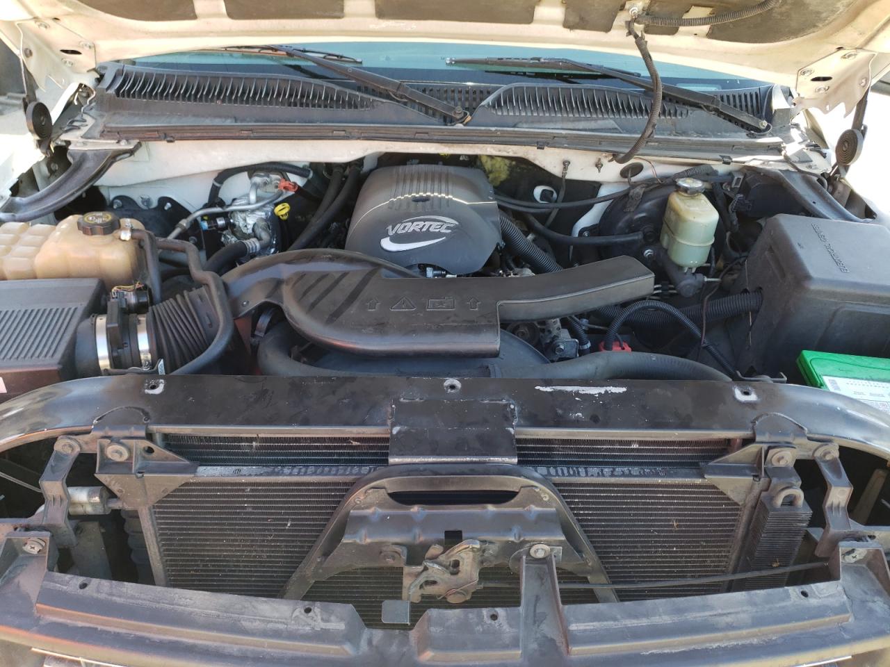 Photo 7 from auction – 2002 CHEVROLET SILVERADO with VIN 1GCEC14VX2Z147059