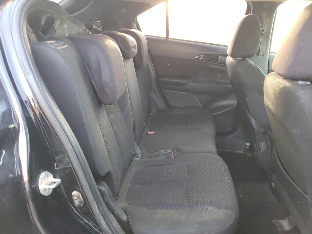 Photo 6 from auction – 2019 MITSUBISHI ECLIPSE CR with VIN JA4AT3AA4KZ031037