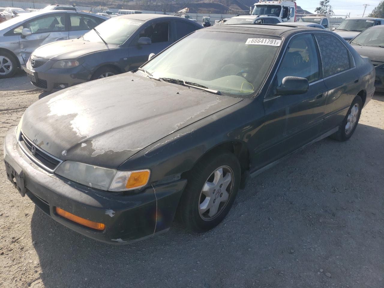 Photo 2 from auction – 1997 HONDA ACCORD EX with VIN 1HGCE6674VA006795