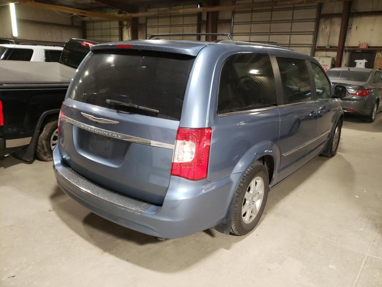 Photo 4 from auction – 2011 CHRYSLER TOWN & COU with VIN 2A4RR5DG8BR745521