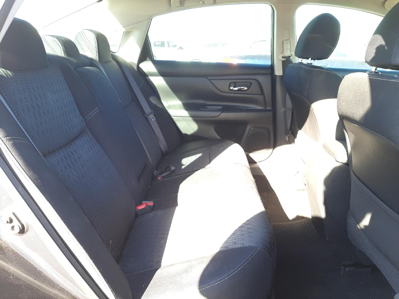 Photo 6 from auction – 2016 NISSAN ALTIMA 2.5 with VIN 1N4AL3AP3GN315015