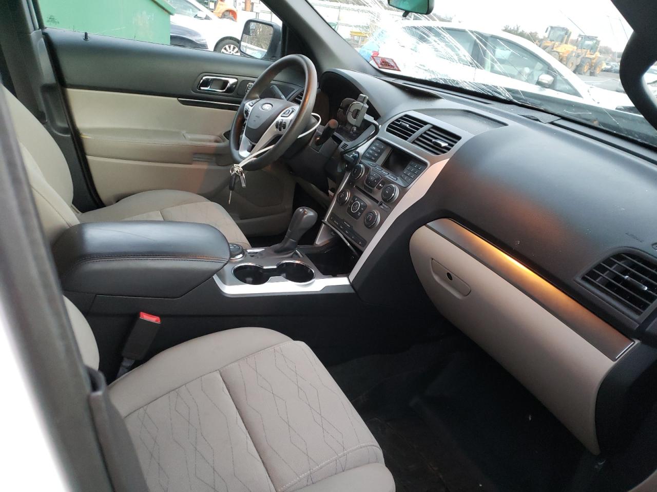 Photo 5 from auction – 2015 FORD EXPLORER with VIN 1FM5K8B83FGA00880