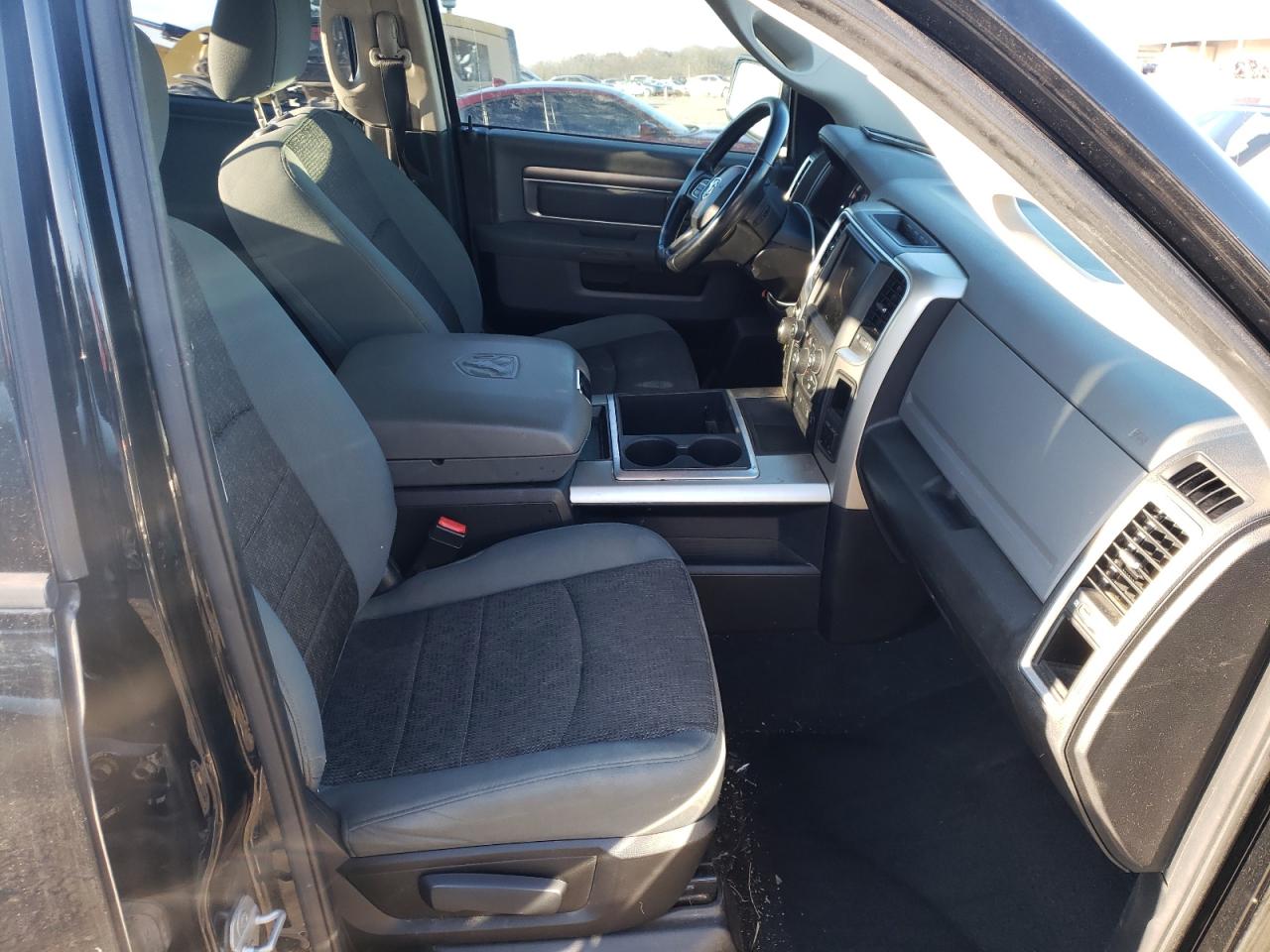Photo 5 from auction – 2014 RAM 1500 SLT with VIN 1C6RR7GT6ES426784