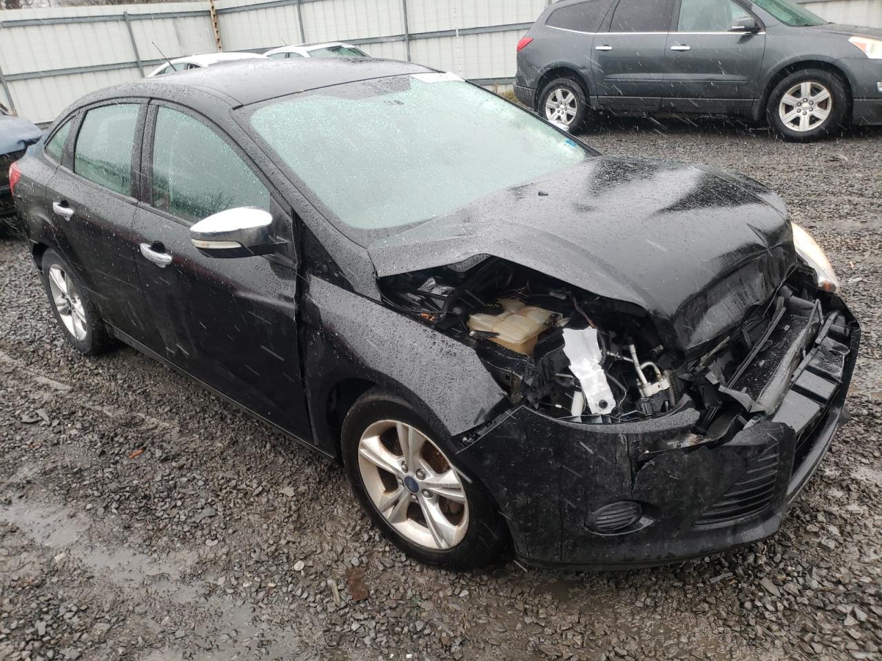 FORD FOCUS SE 2014 with VIN 1FADP3F25EL243175 - Photo from auction