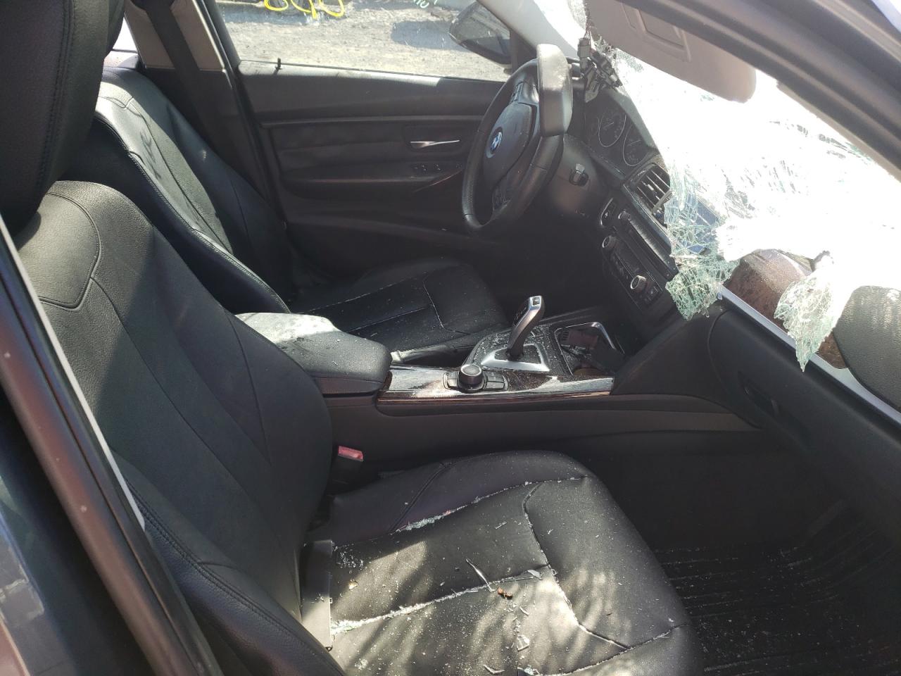 Photo 5 from auction – 2013 BMW 328 I with VIN WBA3A5G59DNP24073