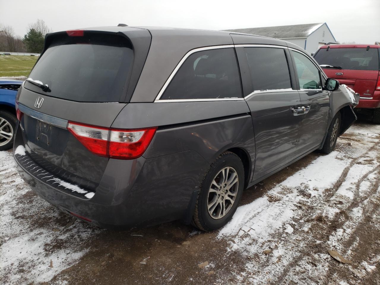 Photo 4 from auction – 2011 HONDA ODYSSEY with VIN 5FNRL5H69BB034186