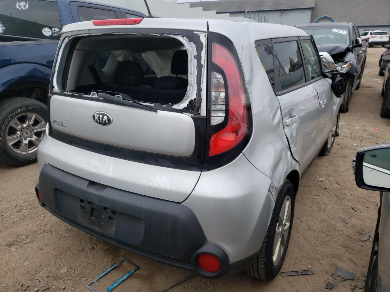 Photo 4 from auction – 2015 KIA SOUL with VIN KNDJN2A28F7751333