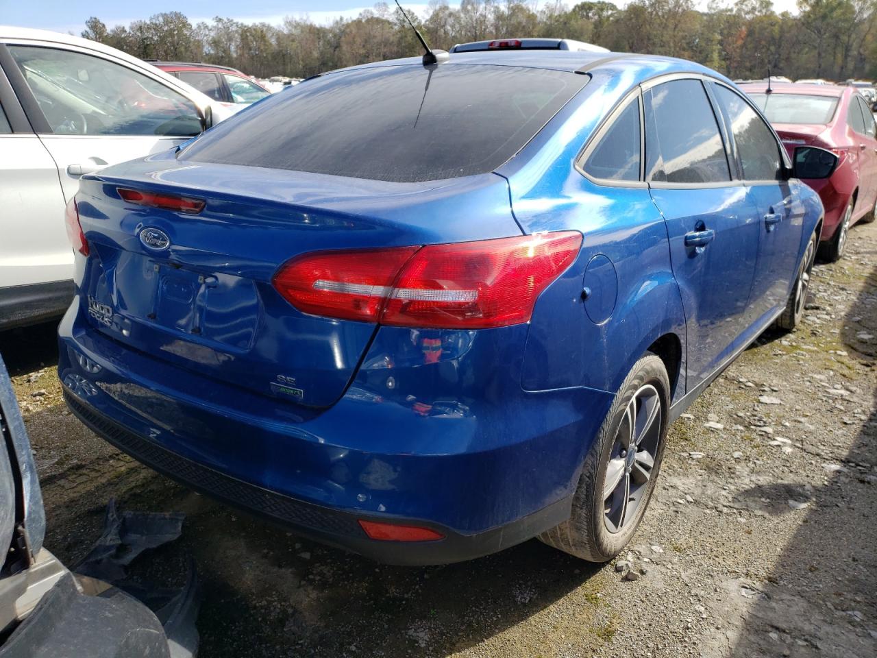 Photo 4 from auction – 2018 FORD FOCUS SE with VIN 1FADP3FE7JL302862