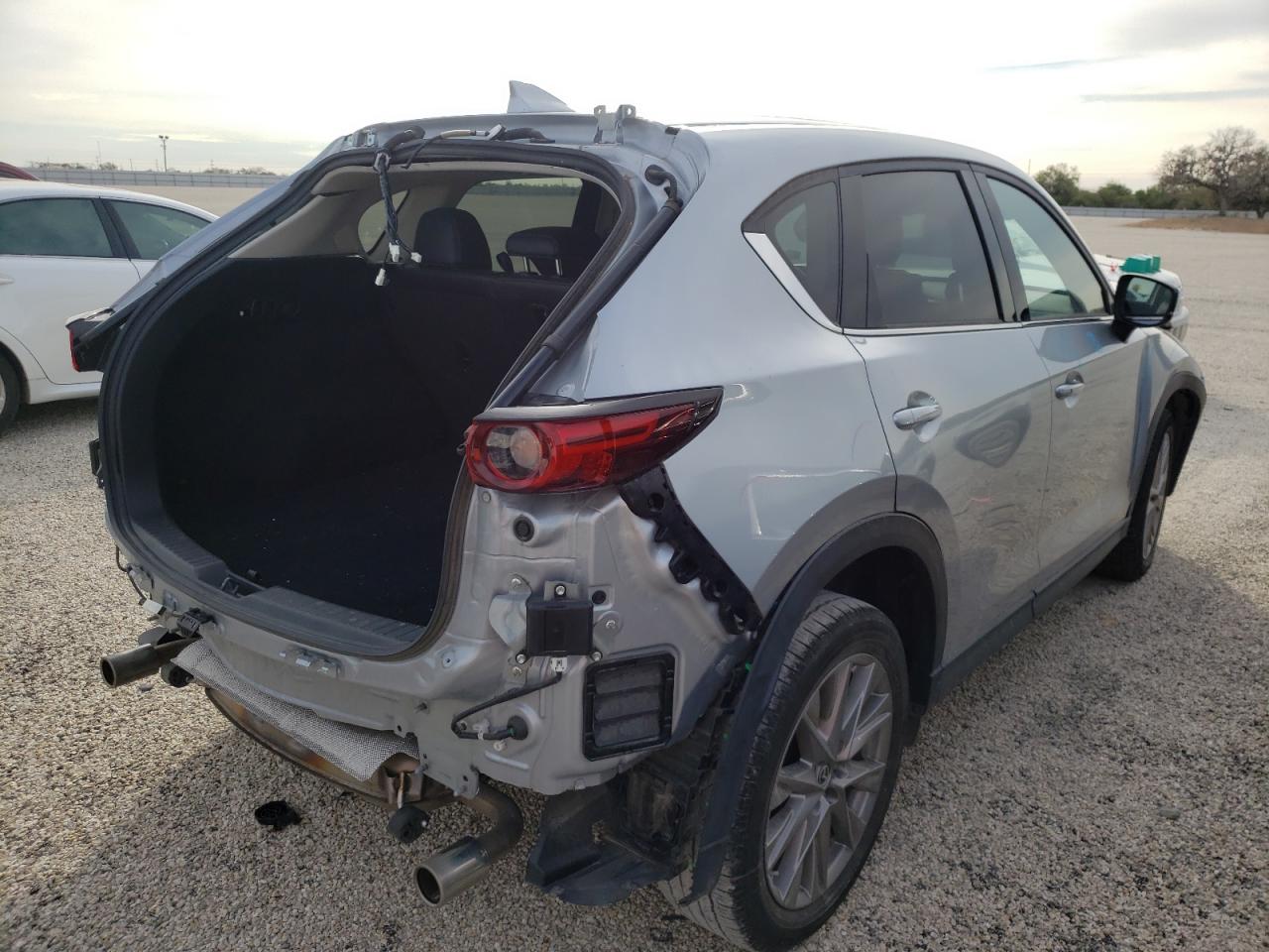 Photo 4 from auction – 2019 MAZDA CX-5 GRAND with VIN JM3KFADM9K1544219