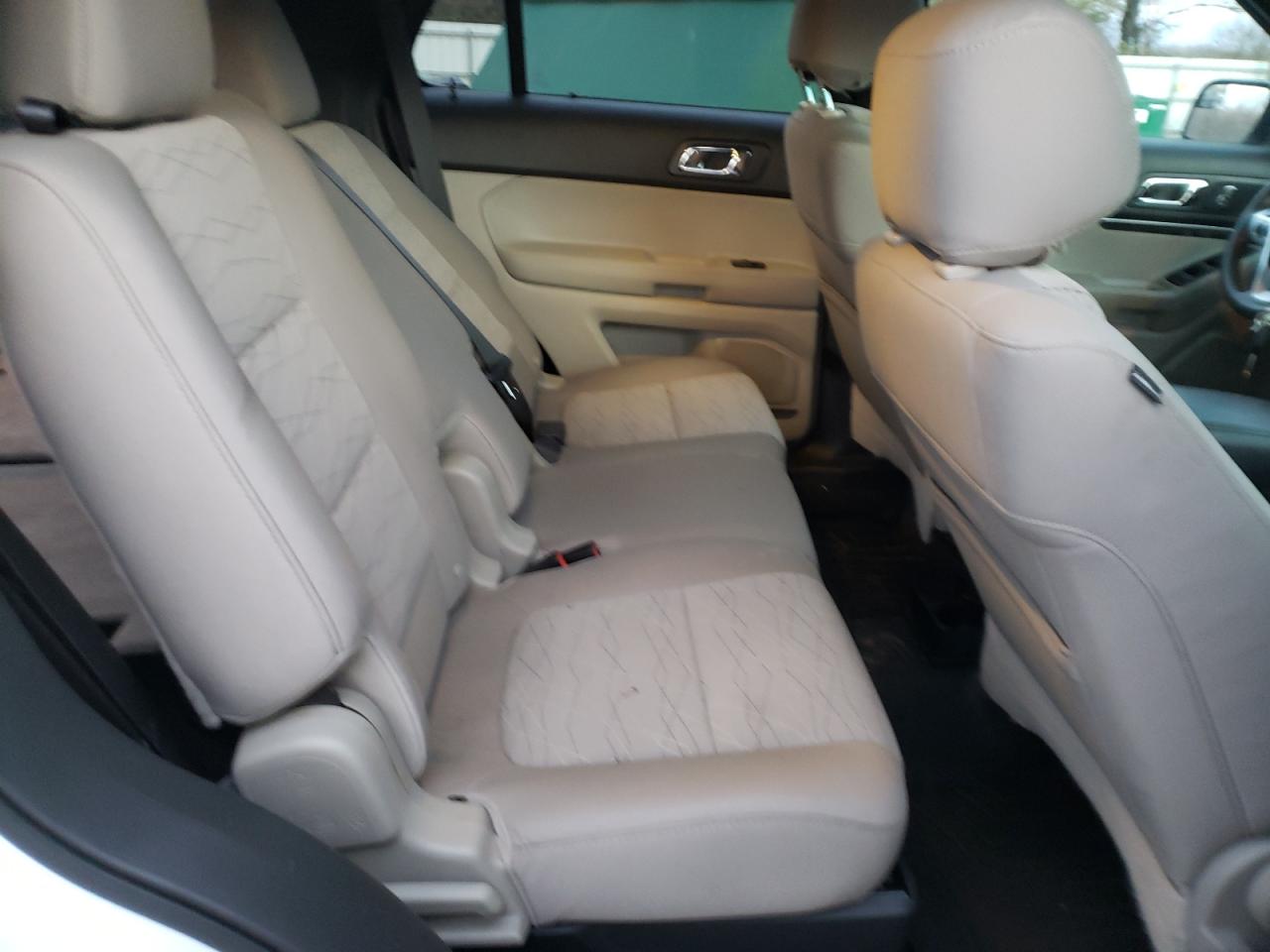 Photo 6 from auction – 2015 FORD EXPLORER with VIN 1FM5K8B83FGA00880