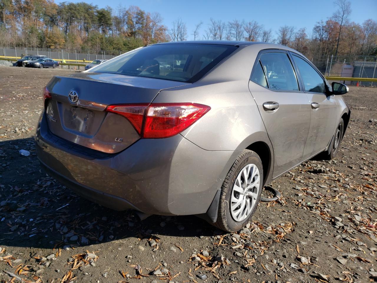 Photo 4 from auction – 2017 TOYOTA COROLLA L with VIN 2T1BURHE0HC827287