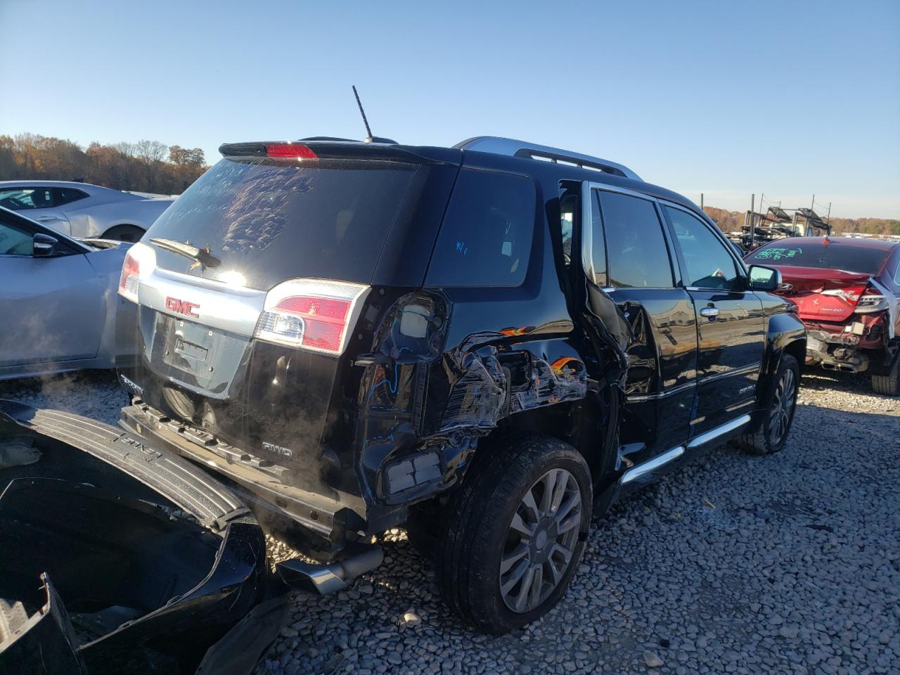 Photo 4 from auction – 2017 GMC TERRAIN DE with VIN 2GKFLVE39H6169040
