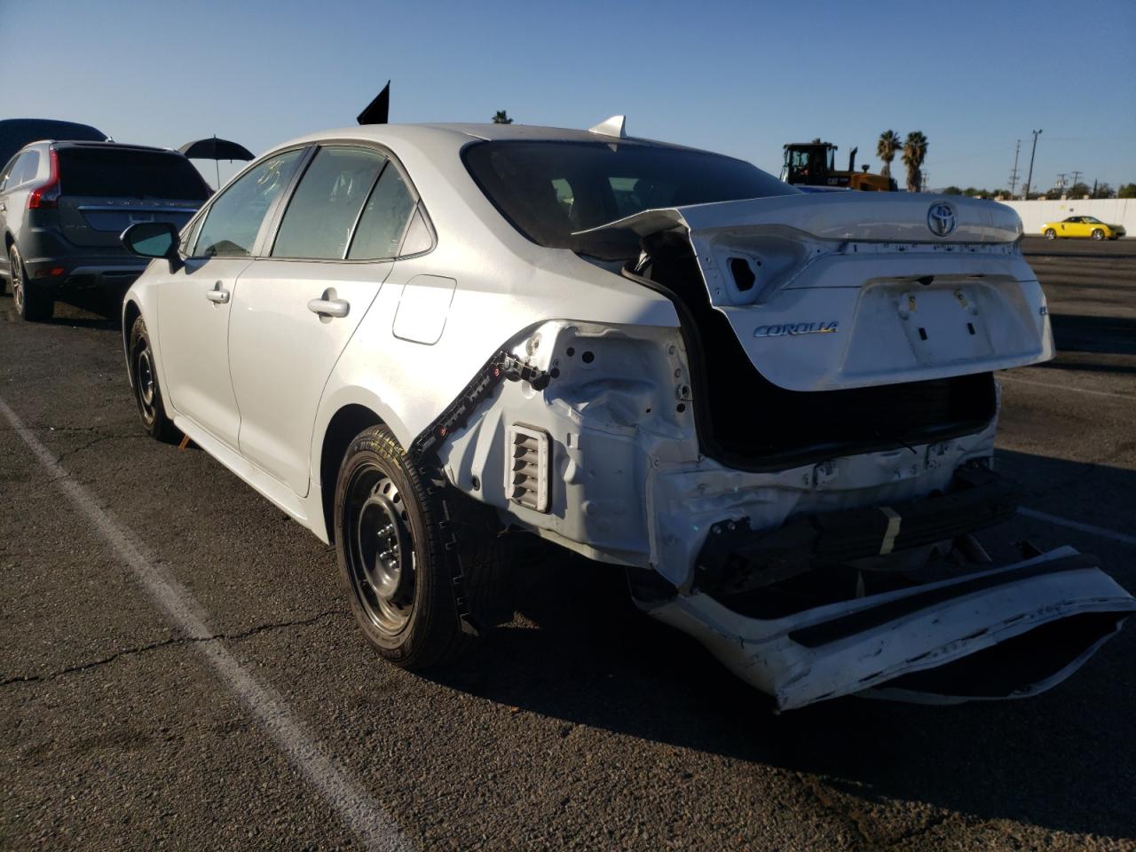 Photo 3 from auction – 2021 TOYOTA COROLLA LE with VIN JTDEPMAE2MJ176020