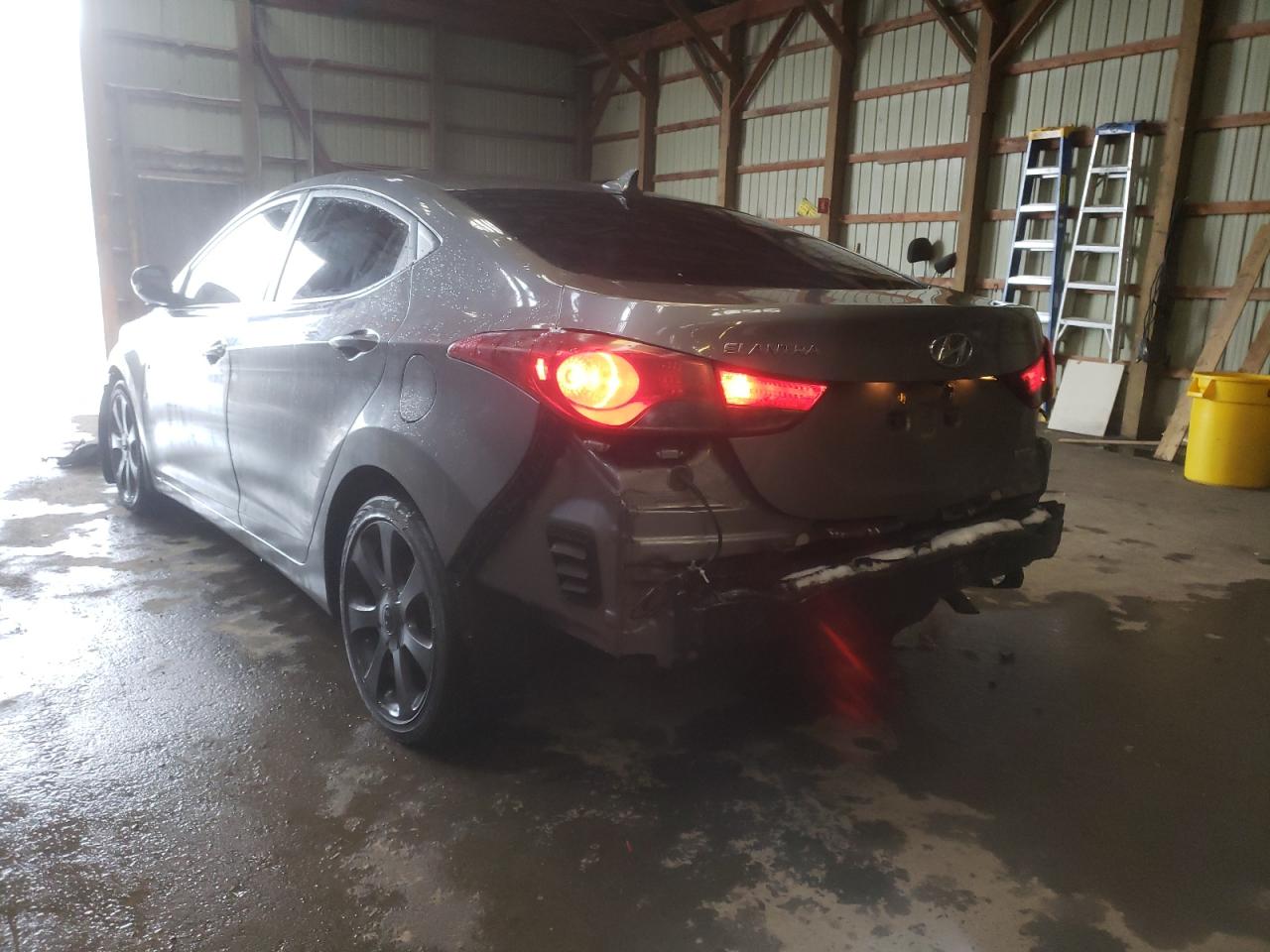 Photo 3 from auction – 2012 HYUNDAI ELANTRA GL with VIN 5NPDH4AE0CH088437