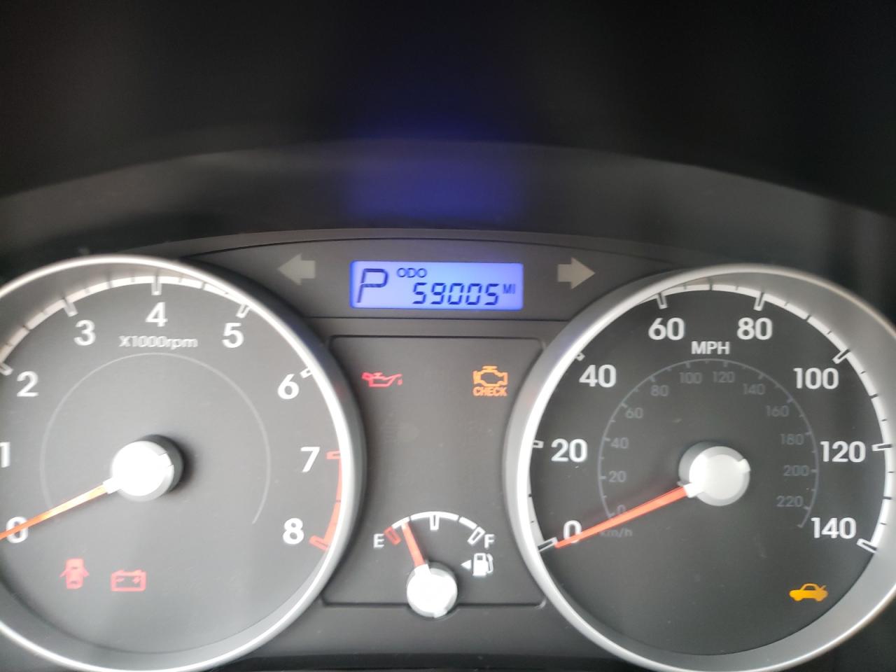 Photo 8 from auction – 2010 HYUNDAI ACCENT BLU with VIN KMHCM3AC3AU157913