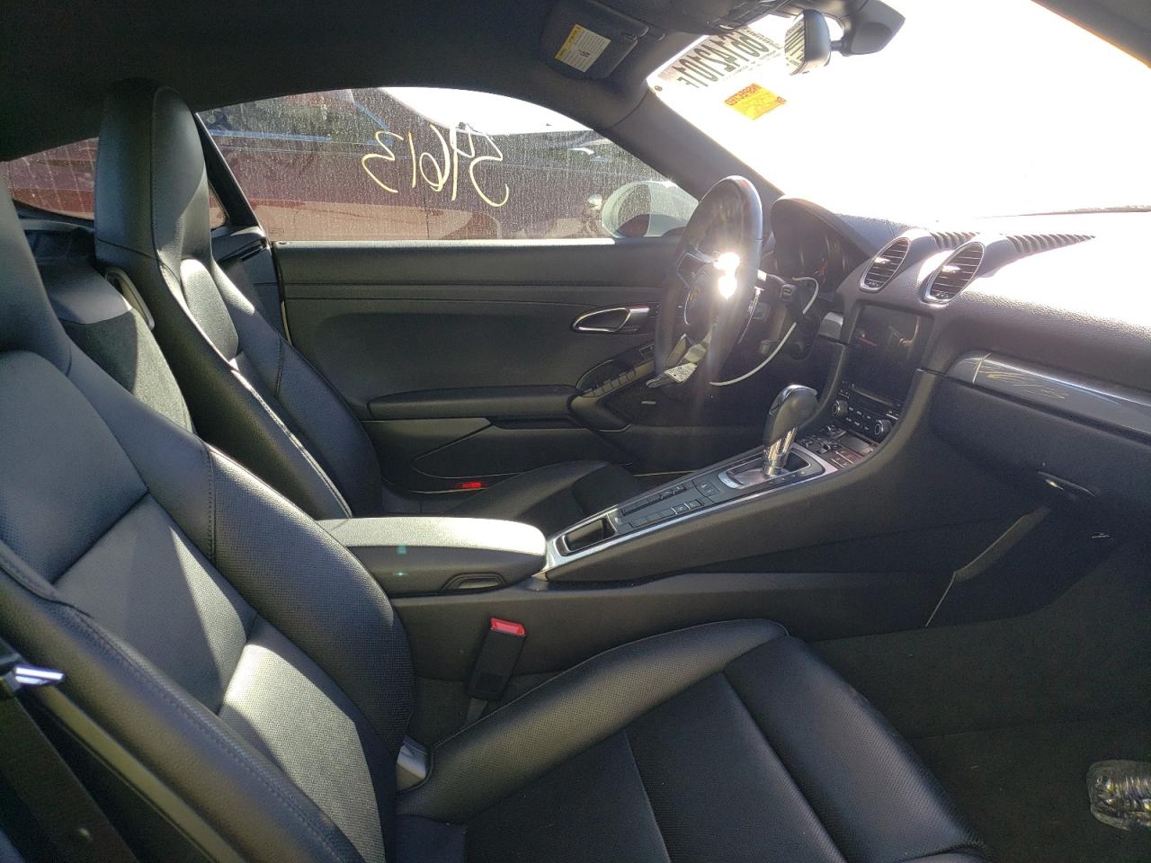 Photo 5 from auction – 2018 PORSCHE CAYMAN with VIN WP0AA2A86JK261057