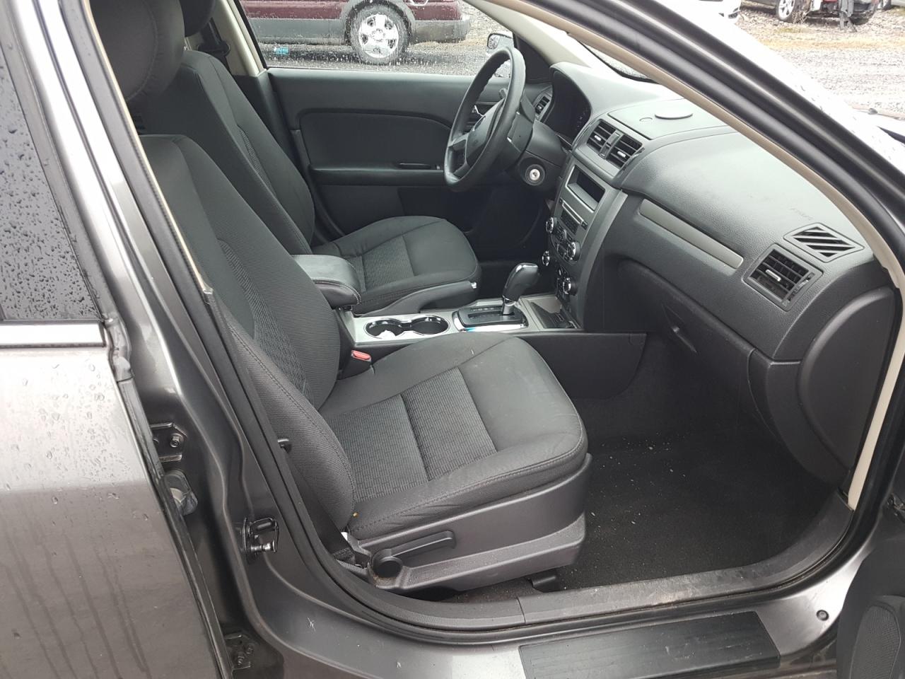 Photo 5 from auction – 2011 FORD FUSION SE with VIN 3FAHP0HA1BR335871