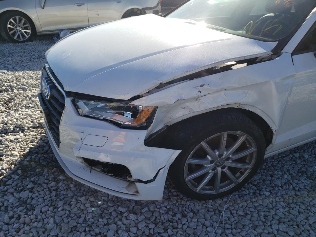 صورة رقم 9 من المزاد - 2015 AUDI A3 PREMIUM مع VIN WAUACGFFXF1097644