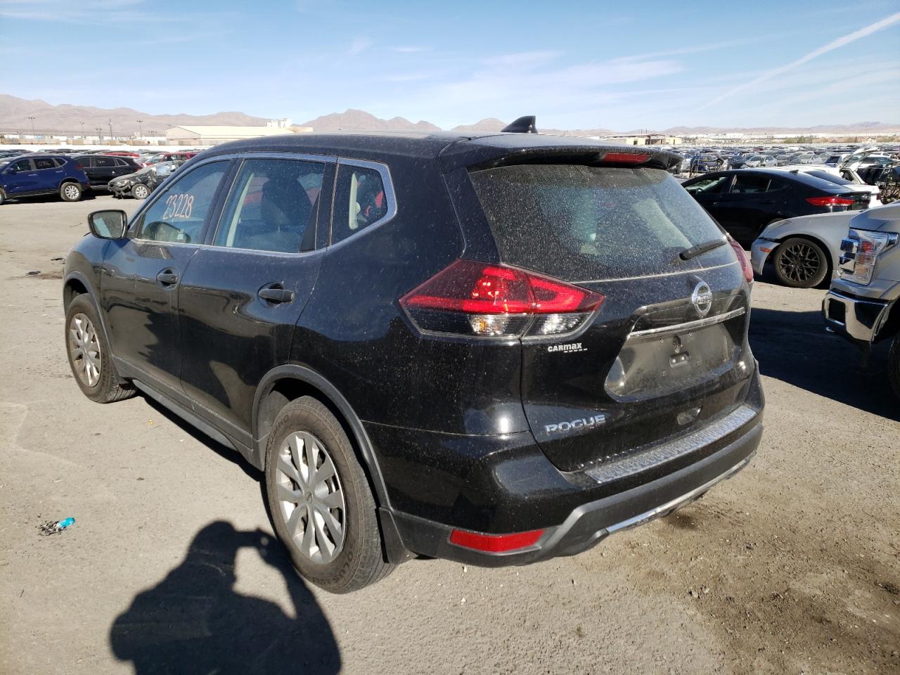Photo 3 from auction – 2019 NISSAN ROGUE S with VIN KNMAT2MT8KP542131