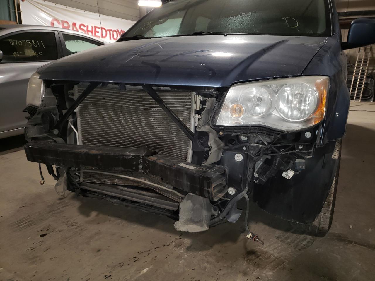 Photo 9 from auction – 2011 CHRYSLER TOWN & COU with VIN 2A4RR5DG8BR745521