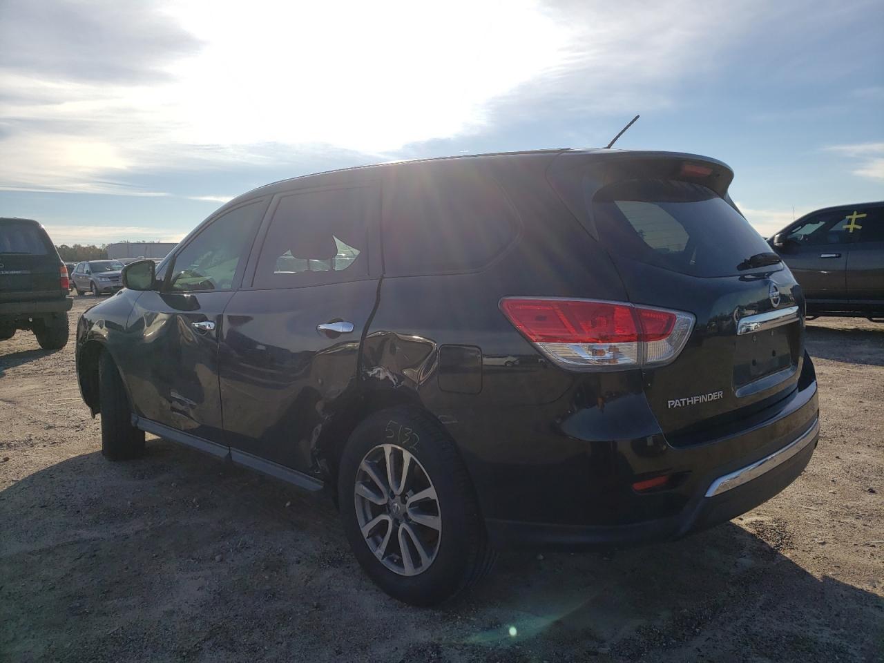 Photo 3 from auction – 2013 NISSAN PATHFINDER with VIN 5N1AR2MN6DC609797