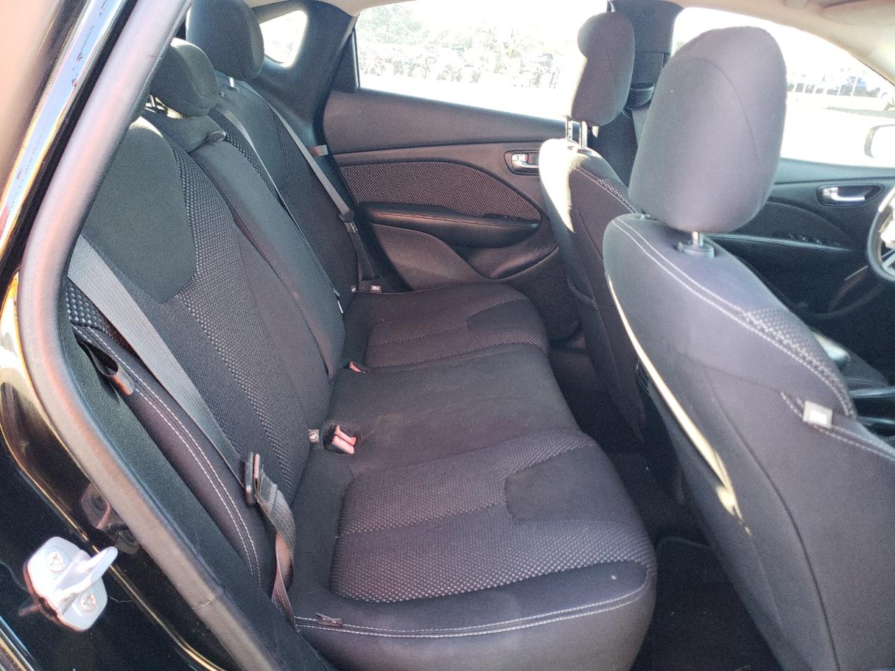 Photo 6 from auction – 2015 DODGE DART SXT with VIN 1C3CDFBB9FD128889