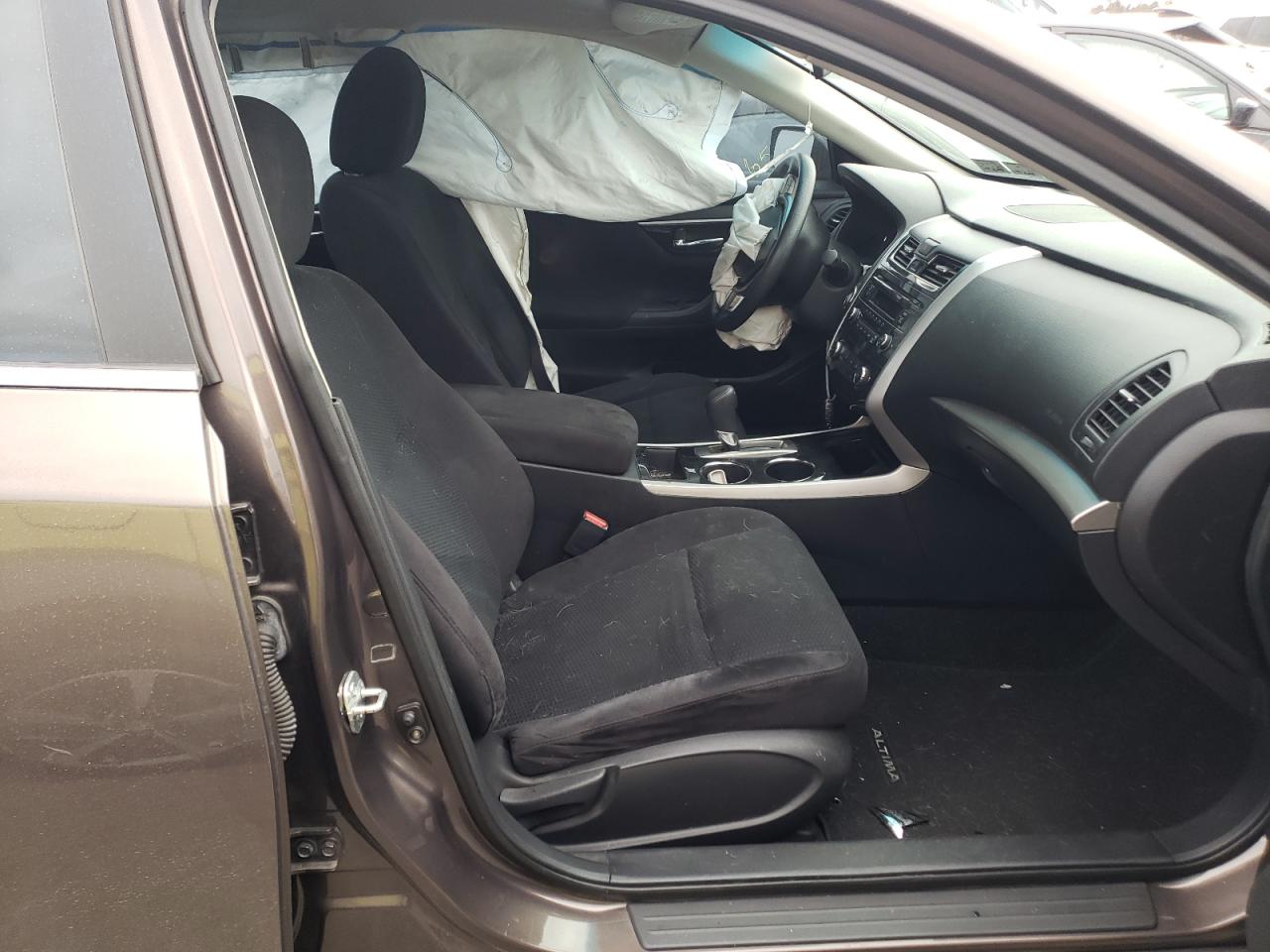 Photo 5 from auction – 2014 NISSAN ALTIMA 2.5 with VIN 1N4AL3AP3EN221357