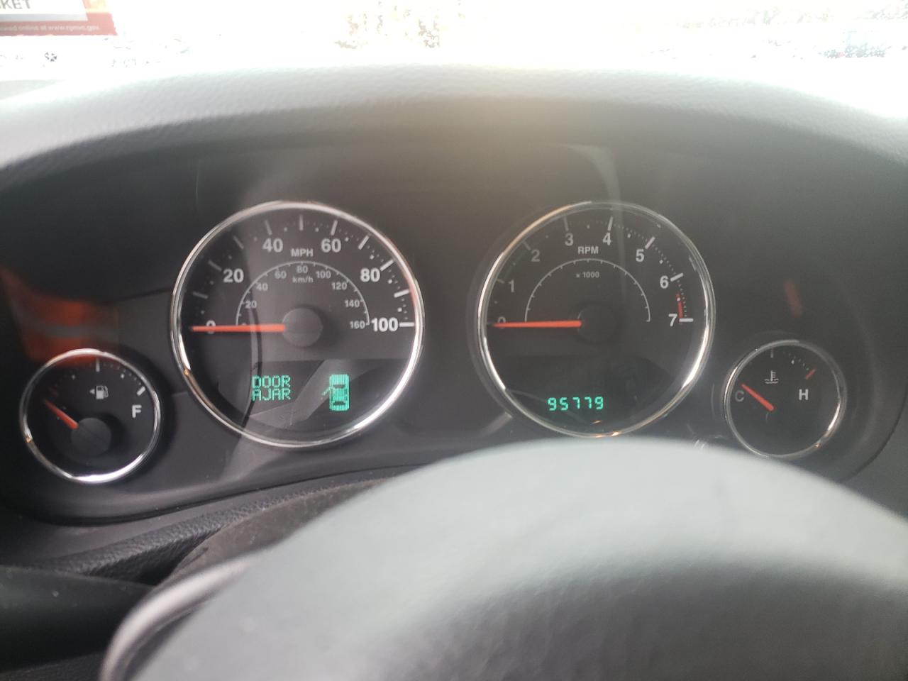 Photo 8 from auction – 2014 JEEP WRANGLER U with VIN 1C4HJWEG5EL210916