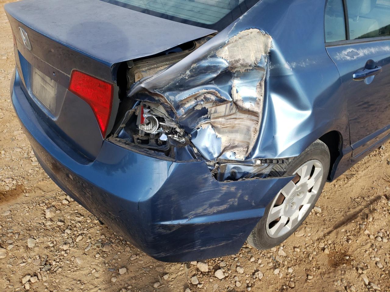Photo 9 from auction – 2008 HONDA CIVIC LX with VIN 2HGFA16508H533412