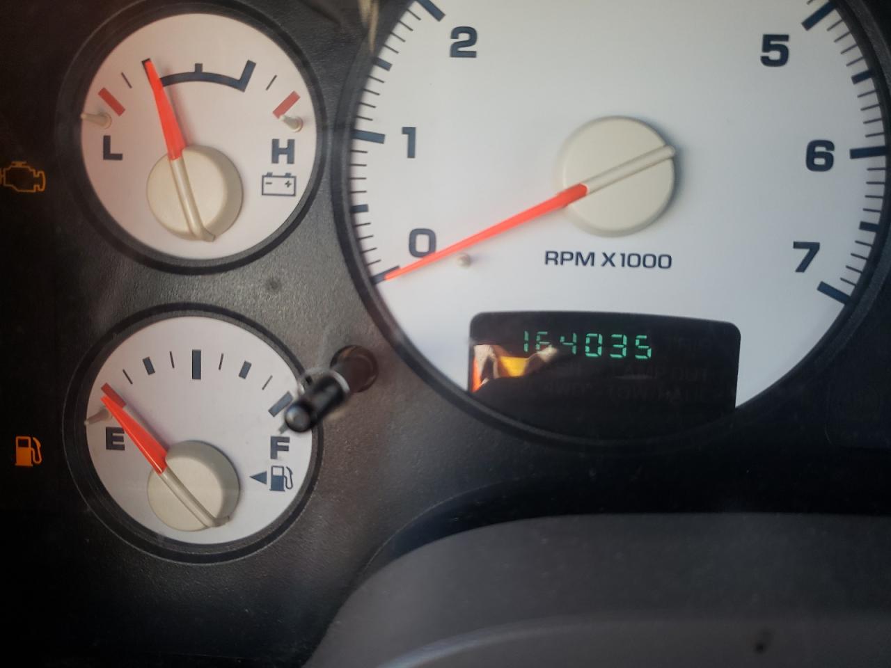 Photo 8 from auction – 2005 DODGE RAM 1500 S with VIN 1D7HA18N65J570596