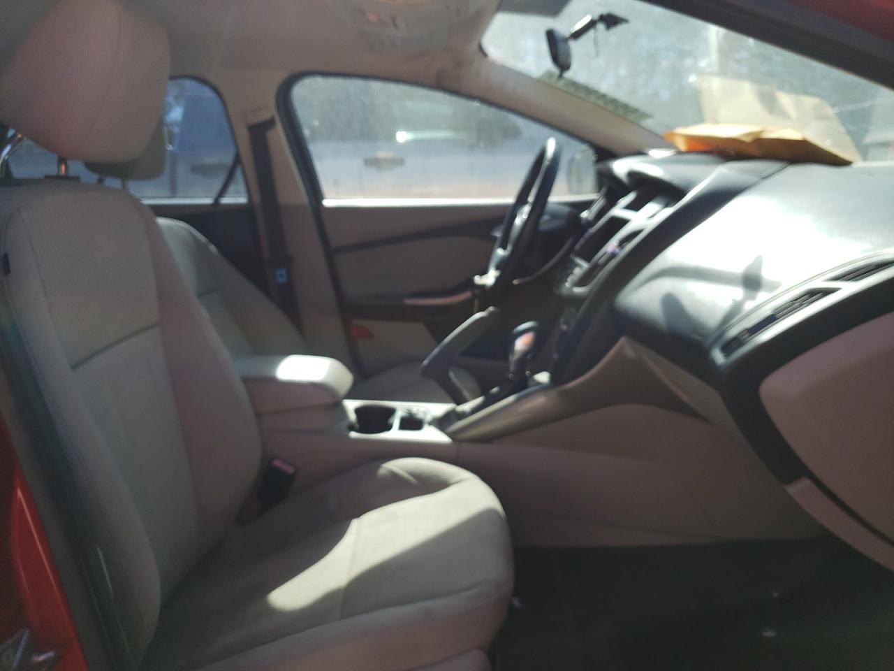 صورة رقم 5 من المزاد - 2012 FORD FOCUS SEL مع VIN 1FAHP3H25CL156307