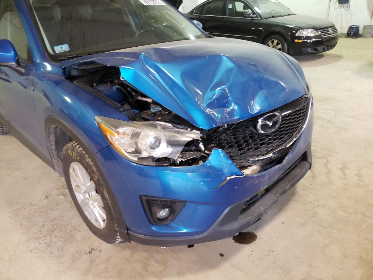 Photo 9 from auction – 2013 MAZDA CX-5 TOURI with VIN JM3KE4CE1D0141536