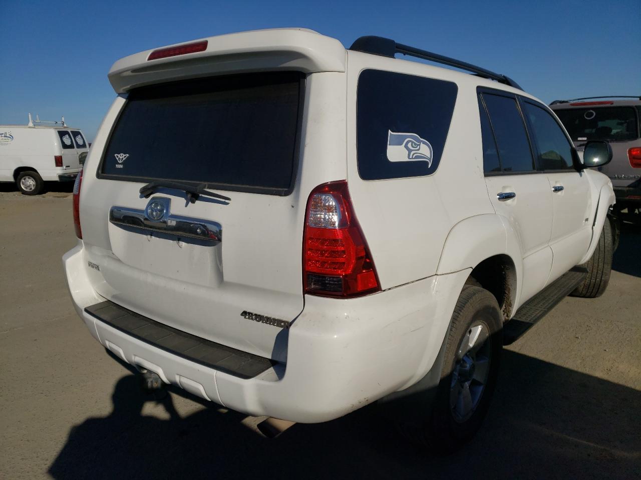 Photo 4 from auction – 2006 TOYOTA 4RUNNER SR with VIN JTEZU14R060067972