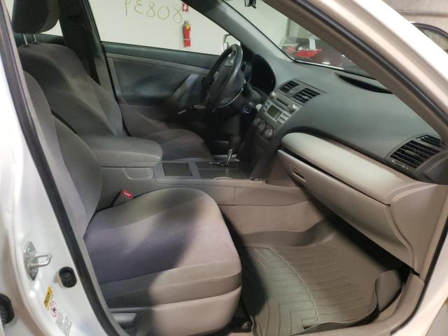 Photo 5 from auction – 2011 TOYOTA CAMRY BASE with VIN 4T4BF3EK7BR167312
