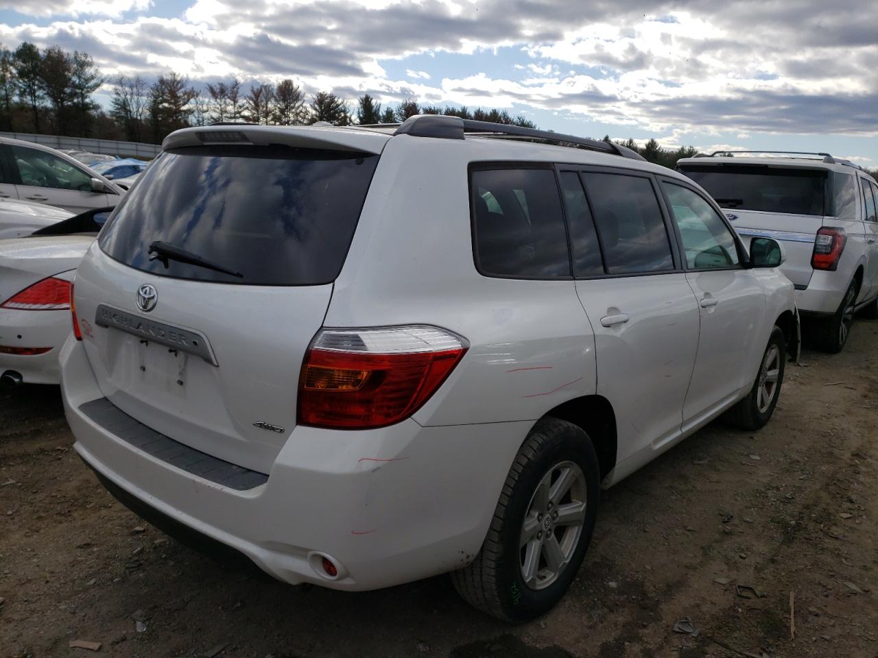 Photo 4 from auction – 2010 TOYOTA HIGHLANDER with VIN 5TDJK3EH4AS034732