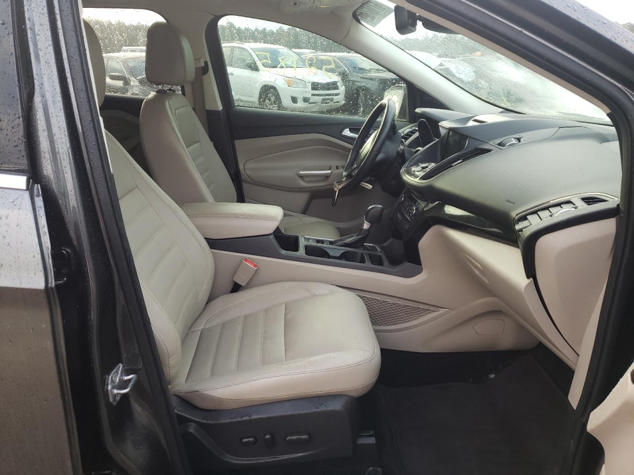 Photo 5 from auction – 2017 FORD ESCAPE TIT with VIN 1FMCU0J96HUD93808