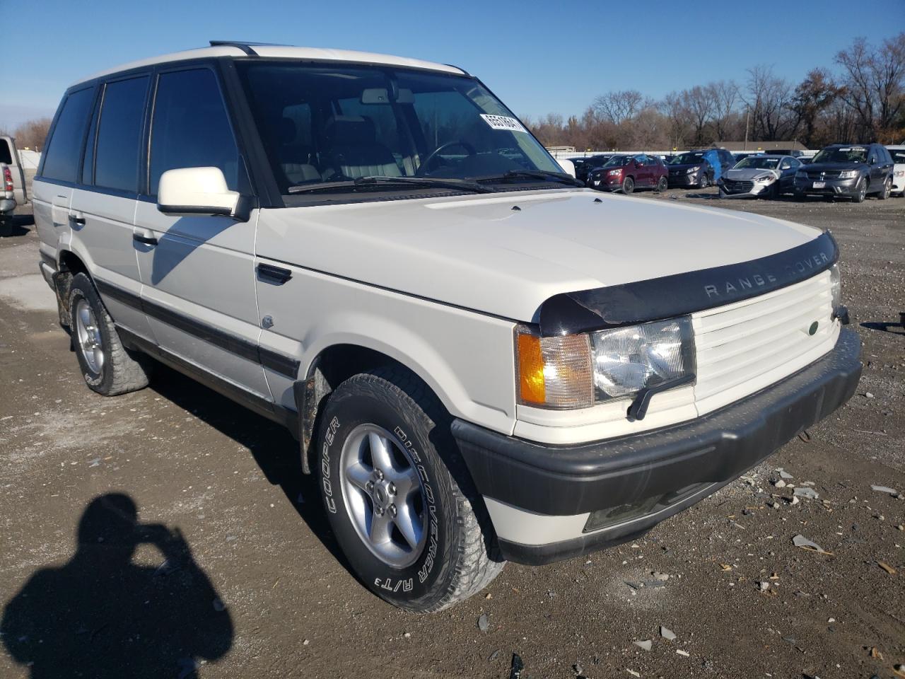 LAND ROVER RANGE ROVE 2000 with VIN SALPV1542YA438146 - Photo from auction