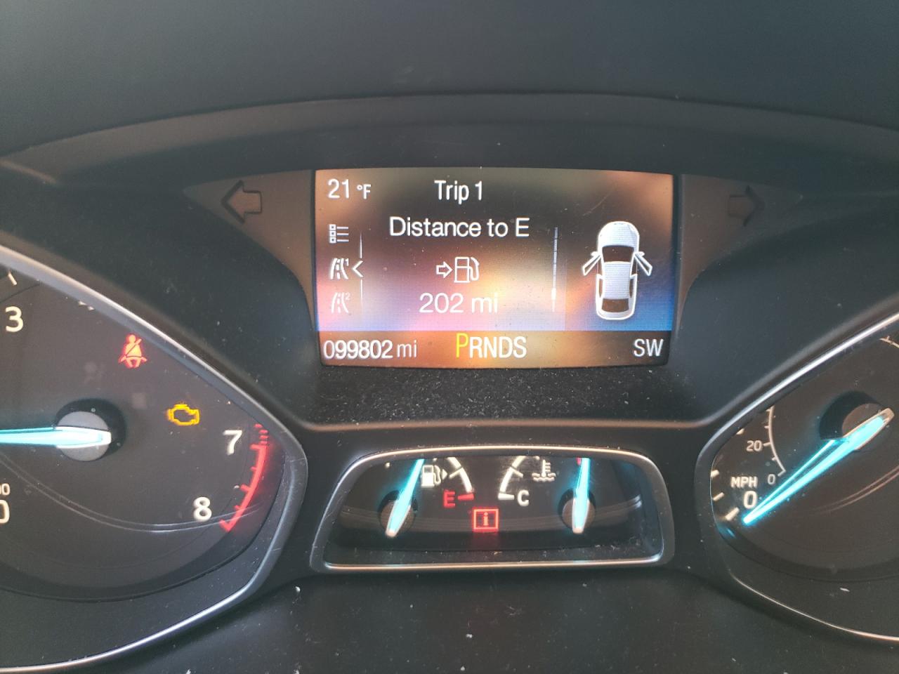 Photo 8 from auction – 2017 FORD ESCAPE SE with VIN 1FMCU0GD5HUB08995