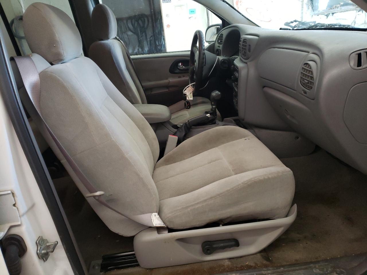 Photo 5 from auction – 2006 CHEVROLET TRAILBLAZE with VIN 1GNDT13S562120764