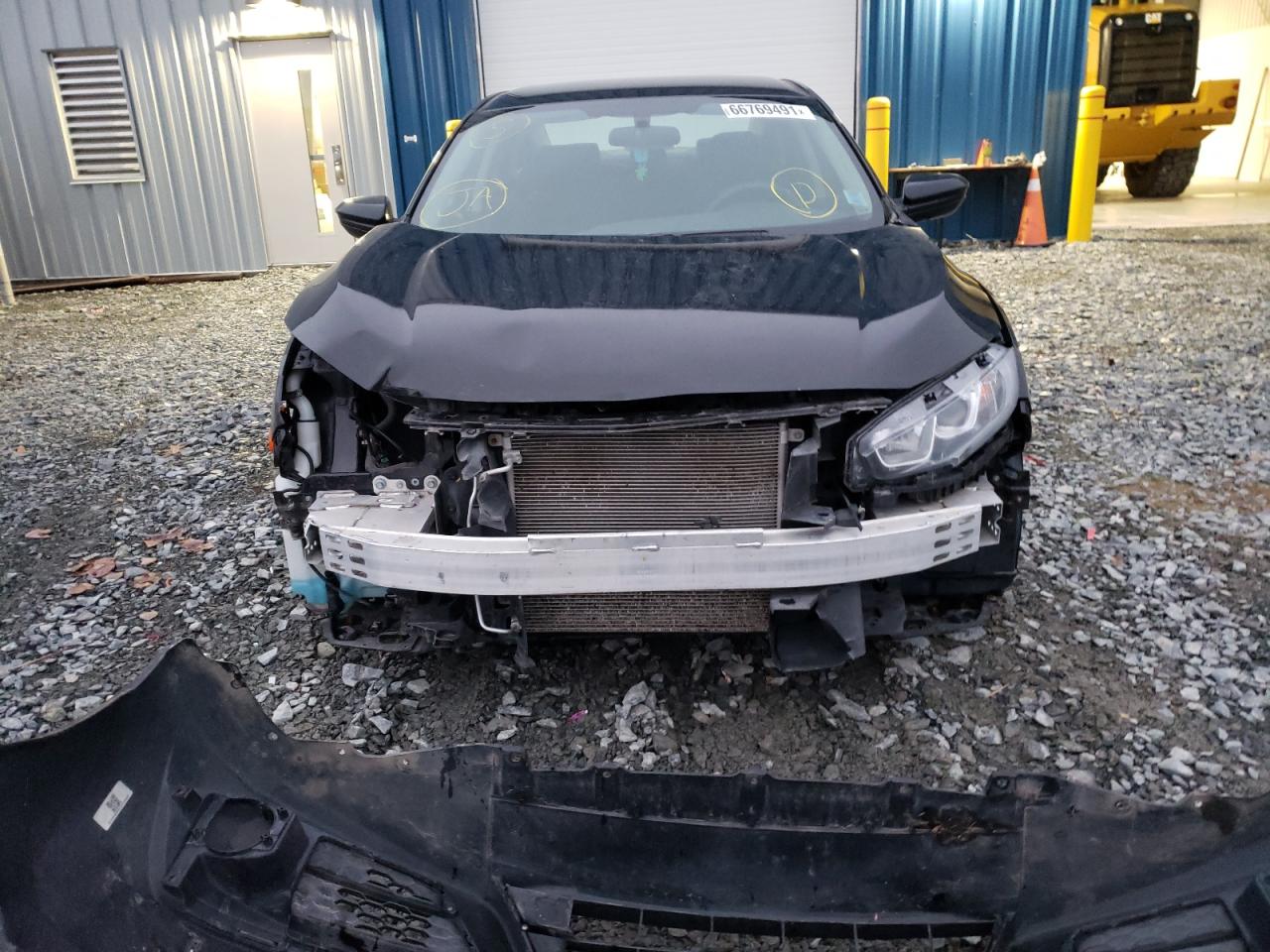 Photo 9 from auction – 2017 HONDA CIVIC LX with VIN 2HGFC2F5XHH040935