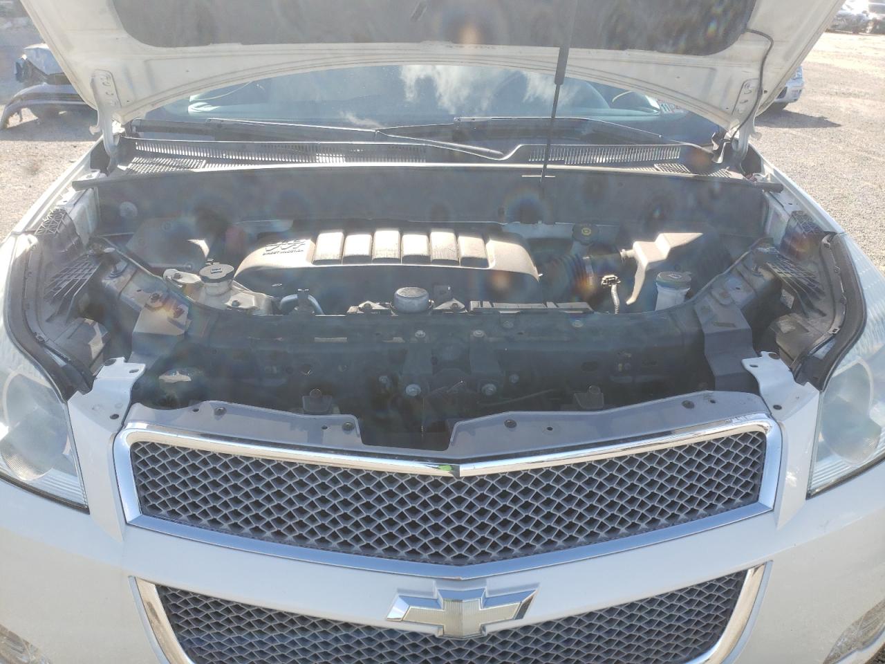 Photo 7 from auction – 2011 CHEVROLET TRAVERSE L with VIN 1GNKVLED3BJ139325