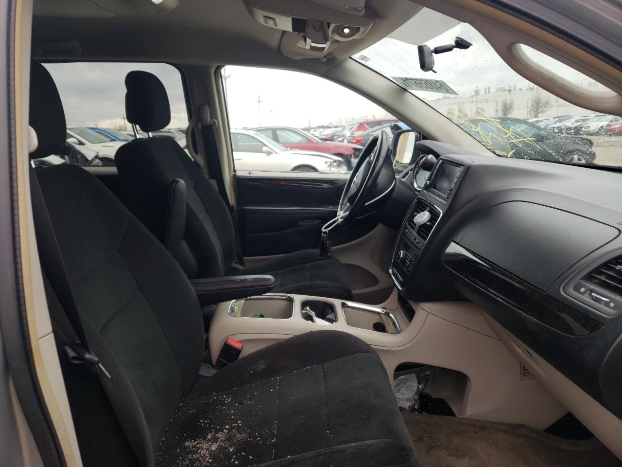 Photo 5 from auction – 2012 DODGE GRAND CARA with VIN 2C4RDGDG1CR105202