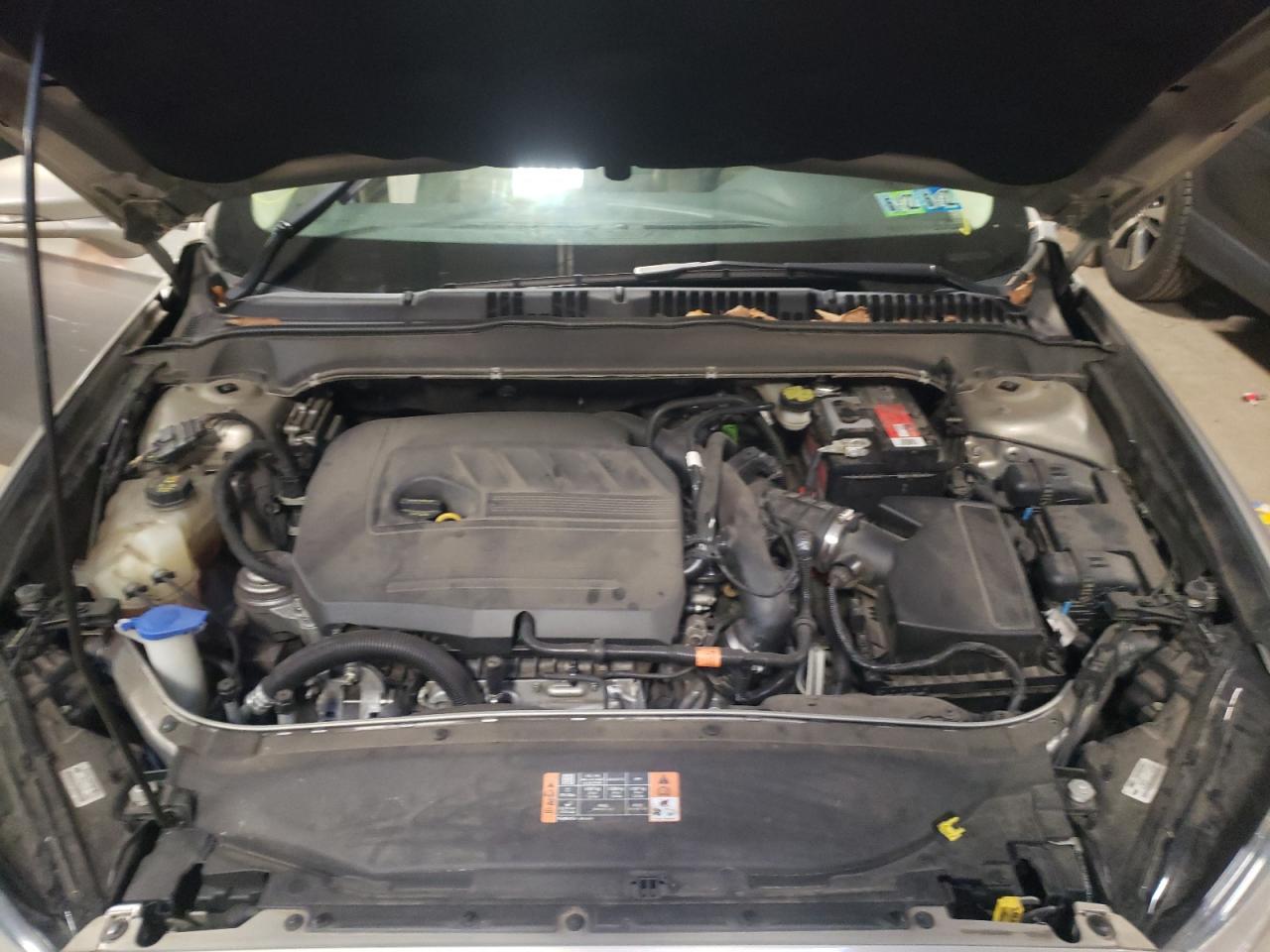 Photo 7 from auction – 2016 FORD FUSION SE with VIN 3FA6P0HD2GR183026