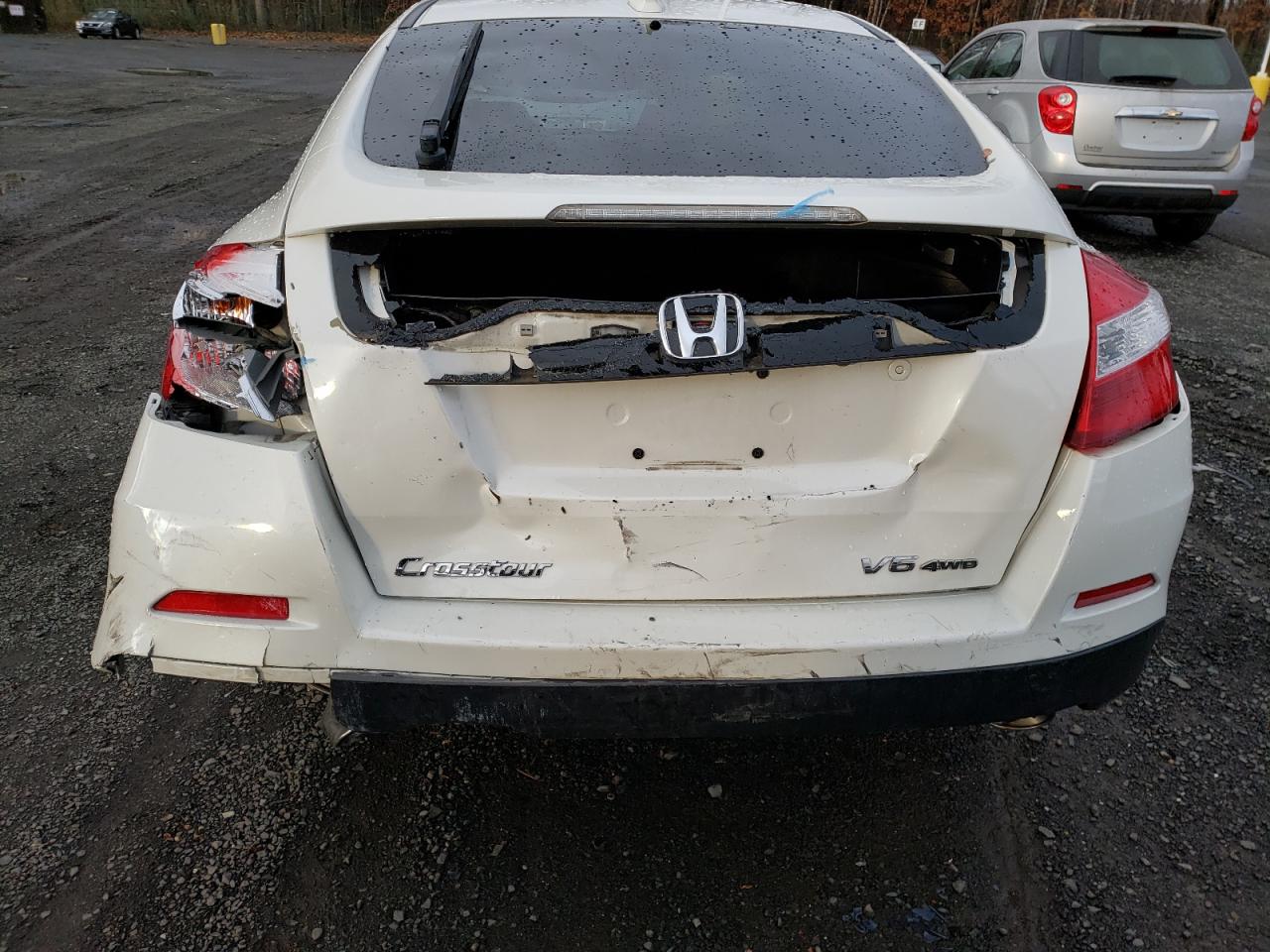 Photo 9 from auction – 2014 HONDA CROSSTOUR with VIN 5J6TF2H55EL000230