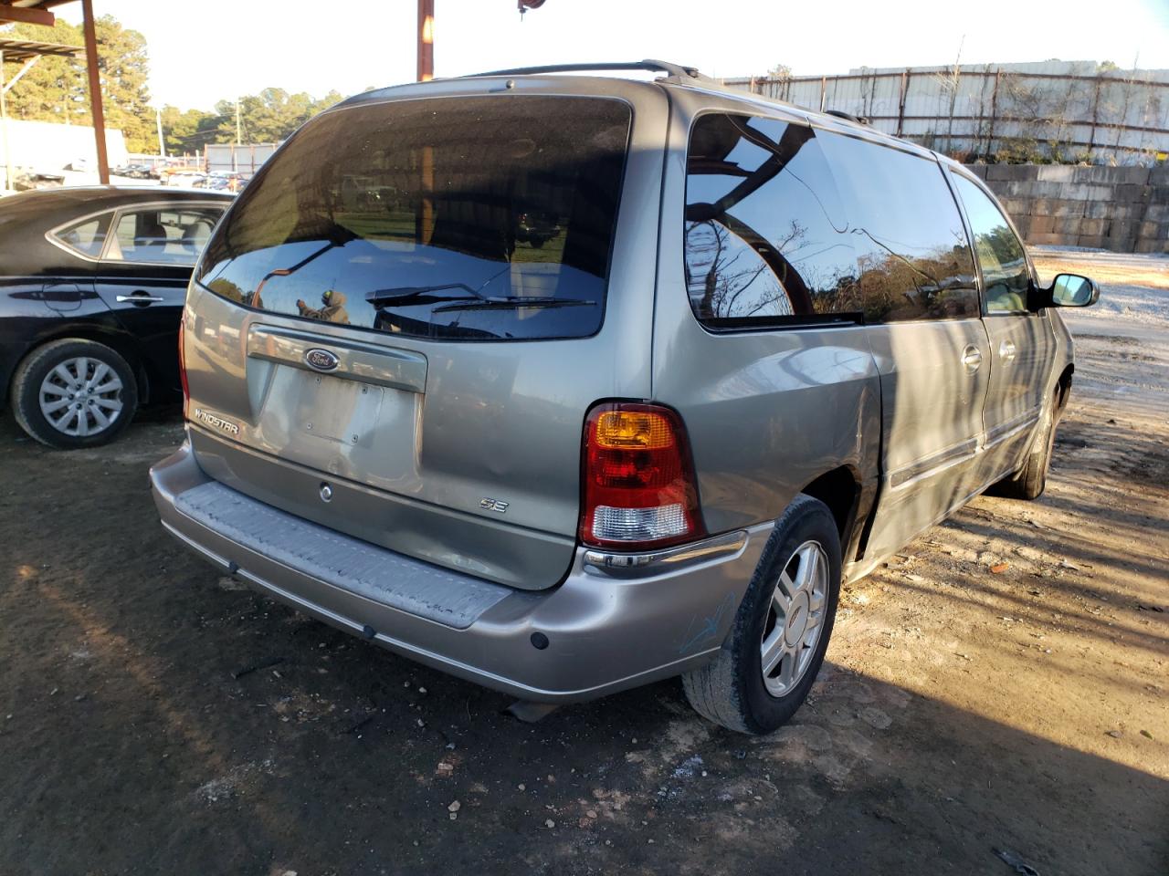 Photo 4 from auction – 2003 FORD WINDSTAR S with VIN 2FMZA52473BB78889
