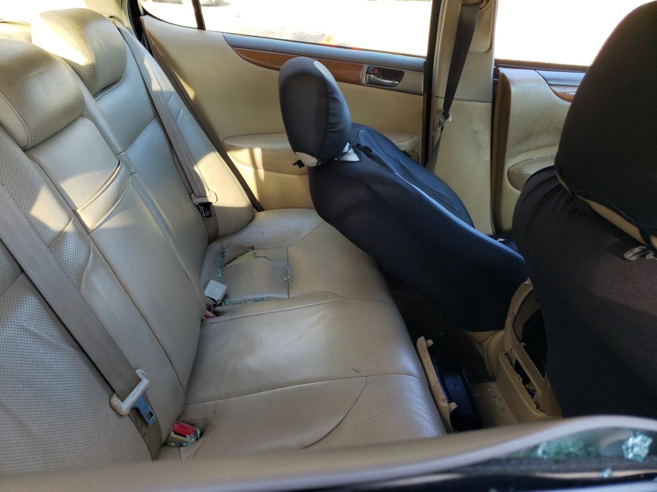 Photo 6 from auction – 2005 LEXUS ES 330 with VIN JTHBA30G655100875
